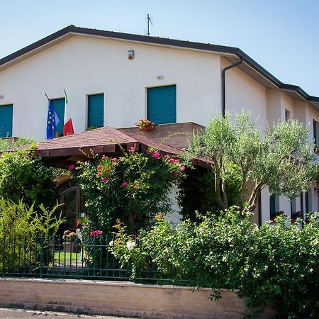 באסטיה אומברה P&P Assisi Camere מראה חיצוני תמונה