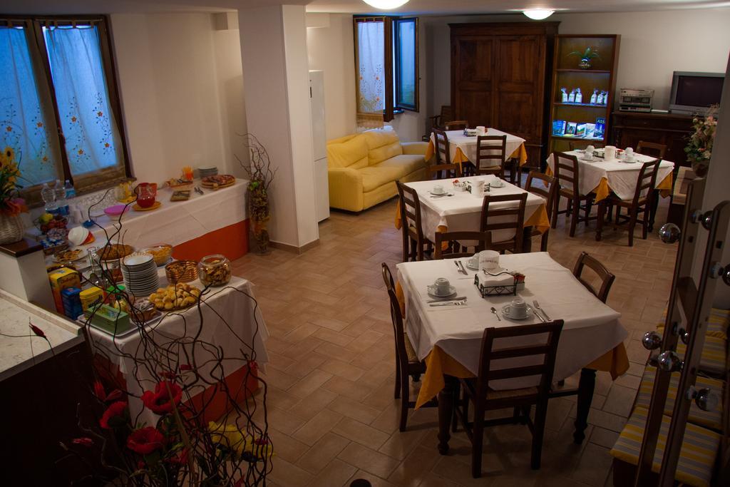 באסטיה אומברה P&P Assisi Camere מראה חיצוני תמונה
