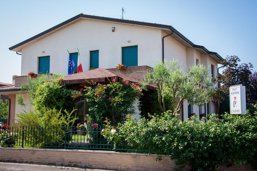 באסטיה אומברה P&P Assisi Camere מראה חיצוני תמונה