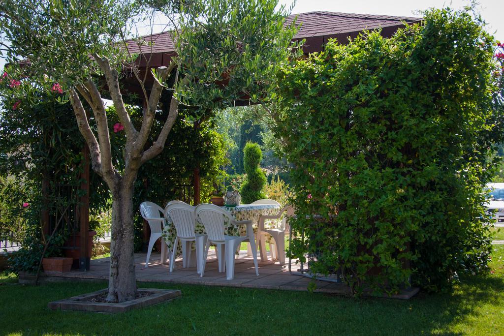 באסטיה אומברה P&P Assisi Camere מראה חיצוני תמונה